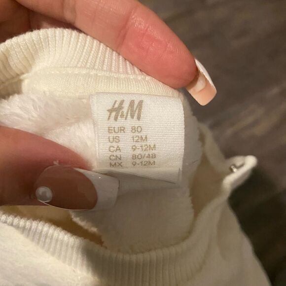 [h & m] cream fleece sweatshirt with snap neck #10 - Picture 6 of 6